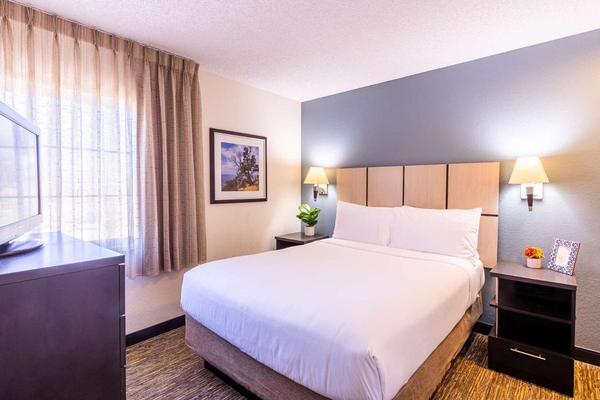 Sonesta Simply Suites Houston Brookhollow Bagian luar foto